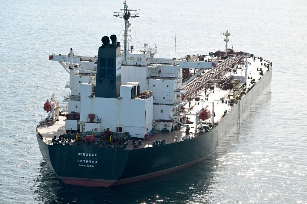 EU Slaps Sanctions on 41 Russian “Shadow Fleet” Vessels, Targeting Oil Tankers and Military Transport Western France port of Saint-Nazaire shows the tanker Boracay from Russia's so-called "shadow fleet" suspected of being involved in drone flights over Denmark which sailed off the Danish coast. Illustrative photo. (Source: Getty Images)