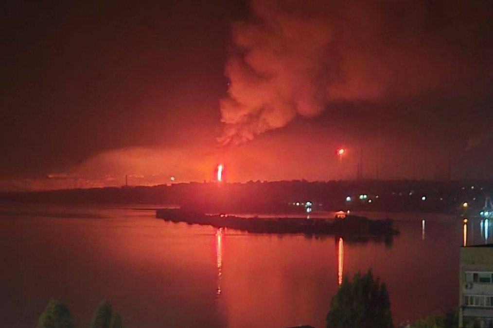 Ukraine Targets Saratov and Novokuybyshevsk Oil Refineries in Strikes on Russian War Economy