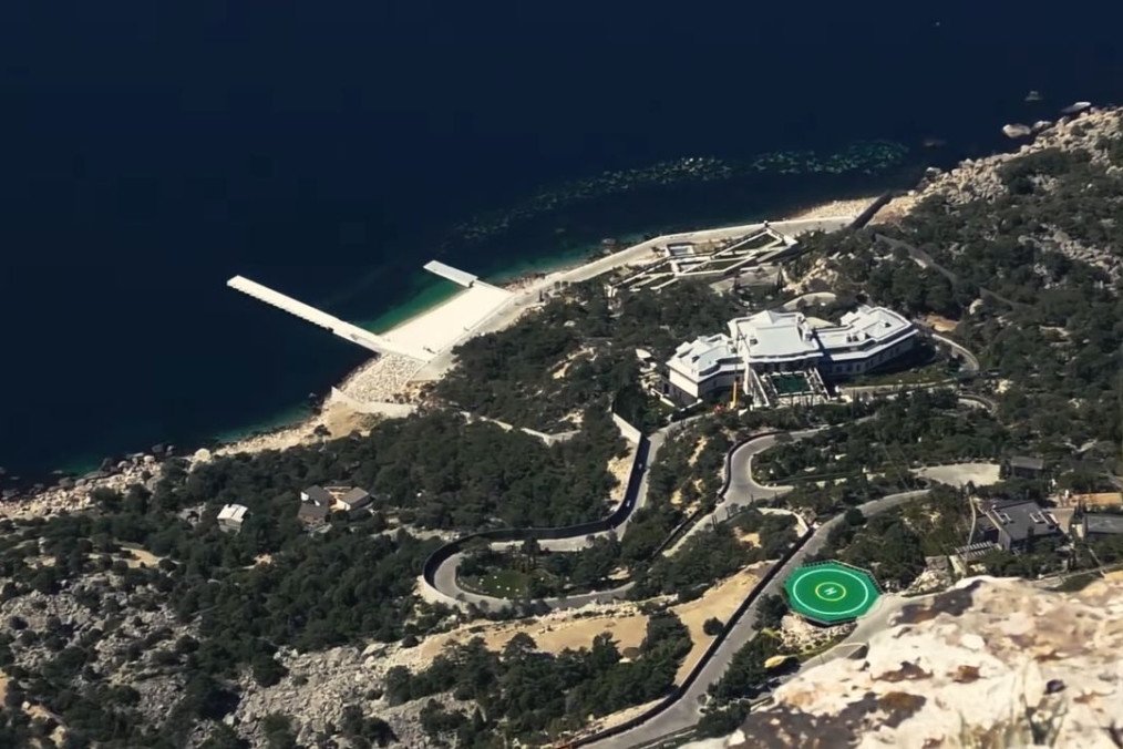 Inside Putin’s Alleged New Palace in Occupied Crimea: Lavish Interiors, Spa, and Private Hospital