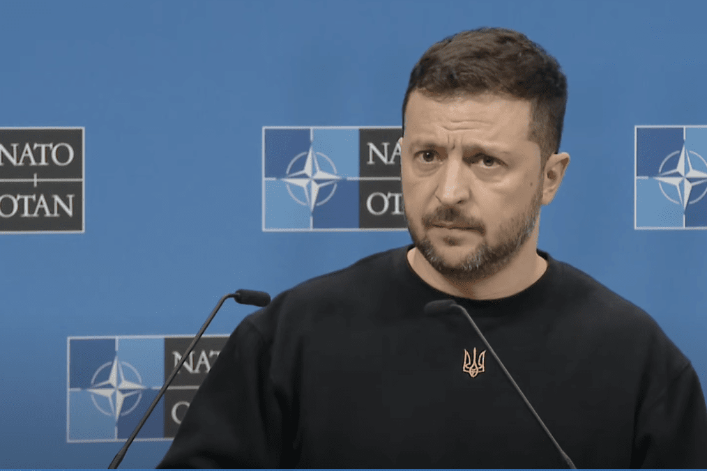 Zelenskyy Dismisses Nuclear Bomb Speculation: “We Don’t Do Nuclear Weapons“