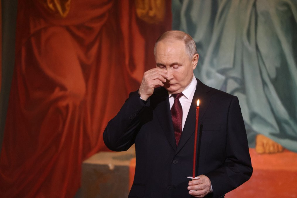 Hours After Trump’s Ukraine Ultimatum, Putin Turns to Prayer