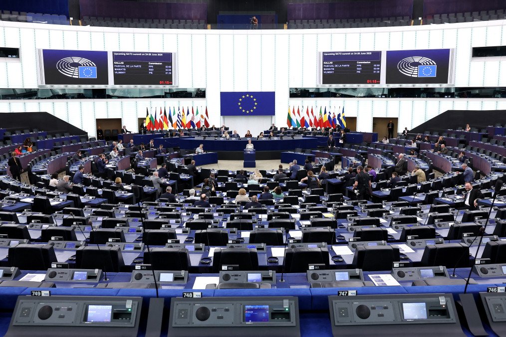 EU to Extend Freeze on €210B in Russian Assets Through 2025, Channel Proceeds to Ukraine EU to Extend Freeze on €210B in Russian Assets Through 2025, Channel Proceeds to Ukraine