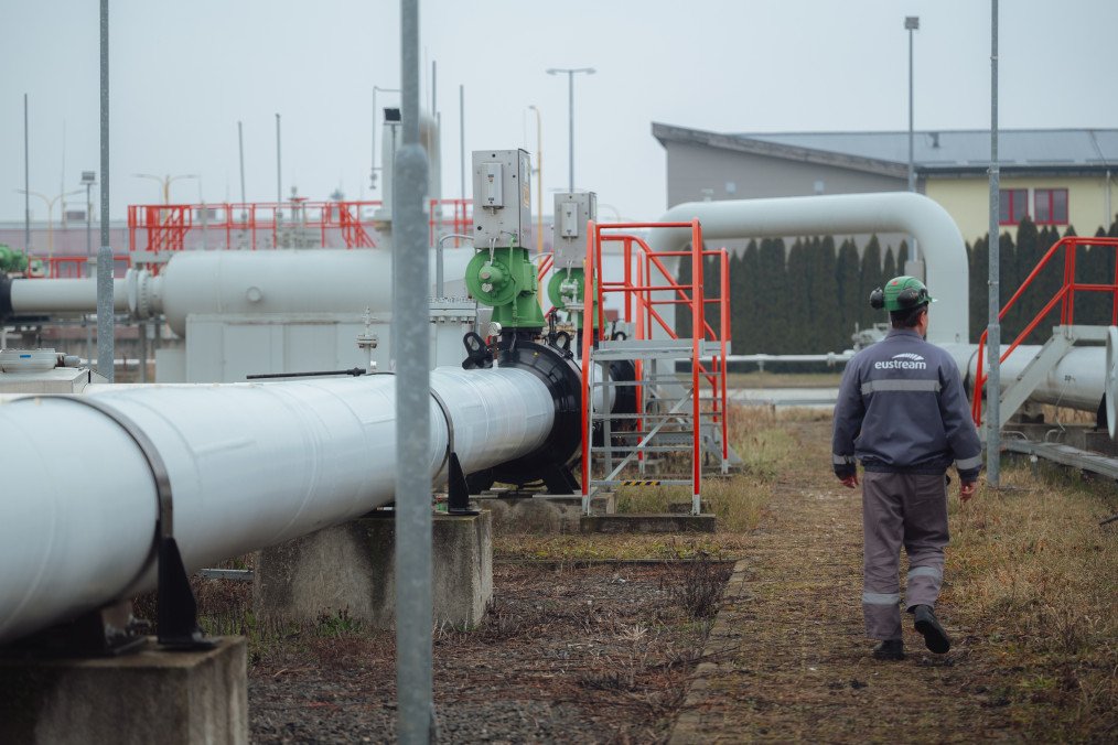 EU Eyes Boost in US LNG Imports to Replace Russian Gas Amid Energy Shift