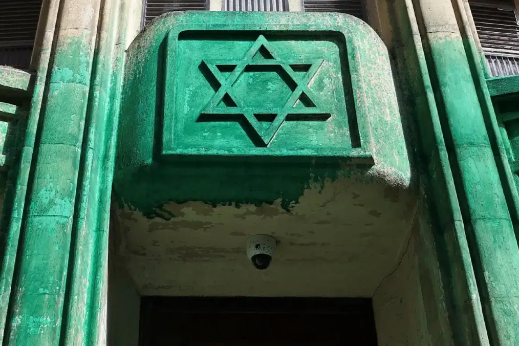 The entrance of Paris’ Holocaust Museum covered in green paint following a vandalism attack later linked by investigators to a Russian influence operation. (Photo: Open source)