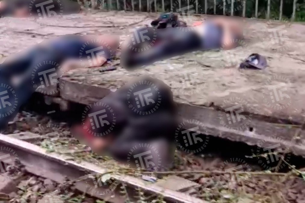 The bodies of civilians lie on the platform at Kvitneve railway station in Kyiv region after a Russian strike on August 5. (Source: Trybuna Brovary/Telegram)