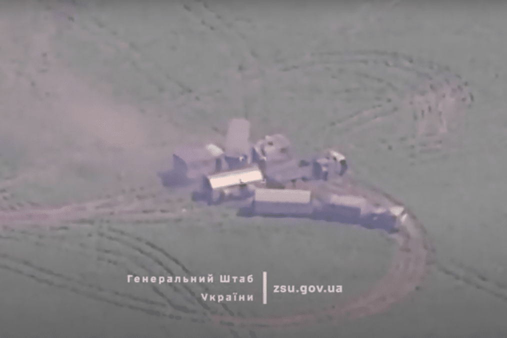 Ukraine Targets Russian Air Defense, Crippling S-400 and Nebo-M Radar System, Video Ukraine Targets Russian Air Defense, Crippling S-400 and Nebo-M Radar System, Video