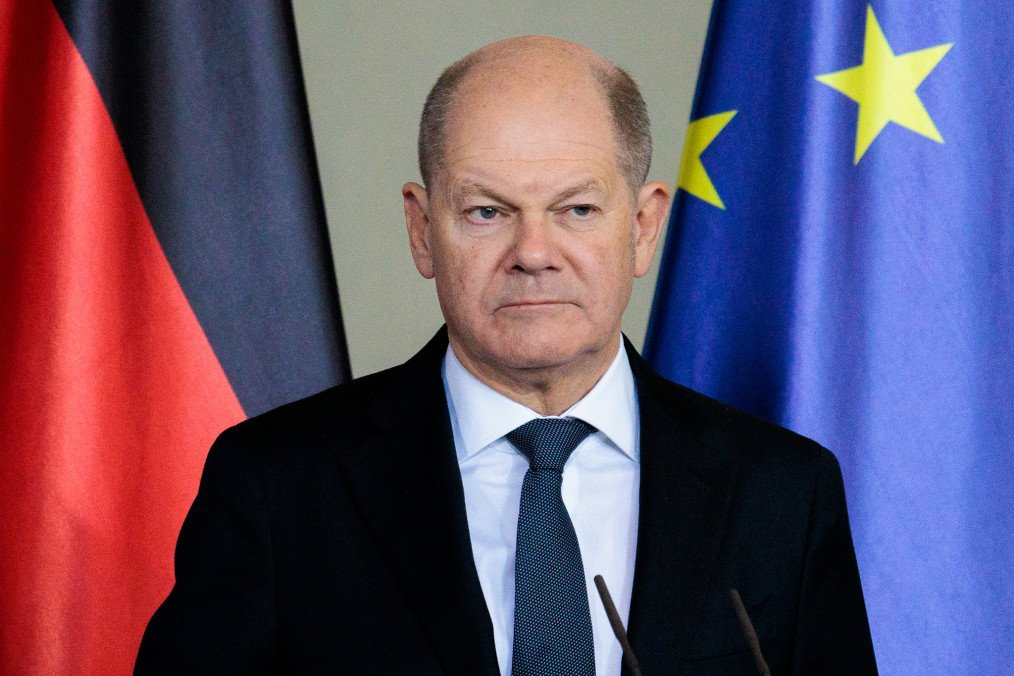 Scholz Denies Alleged Plans to Meet With Putin