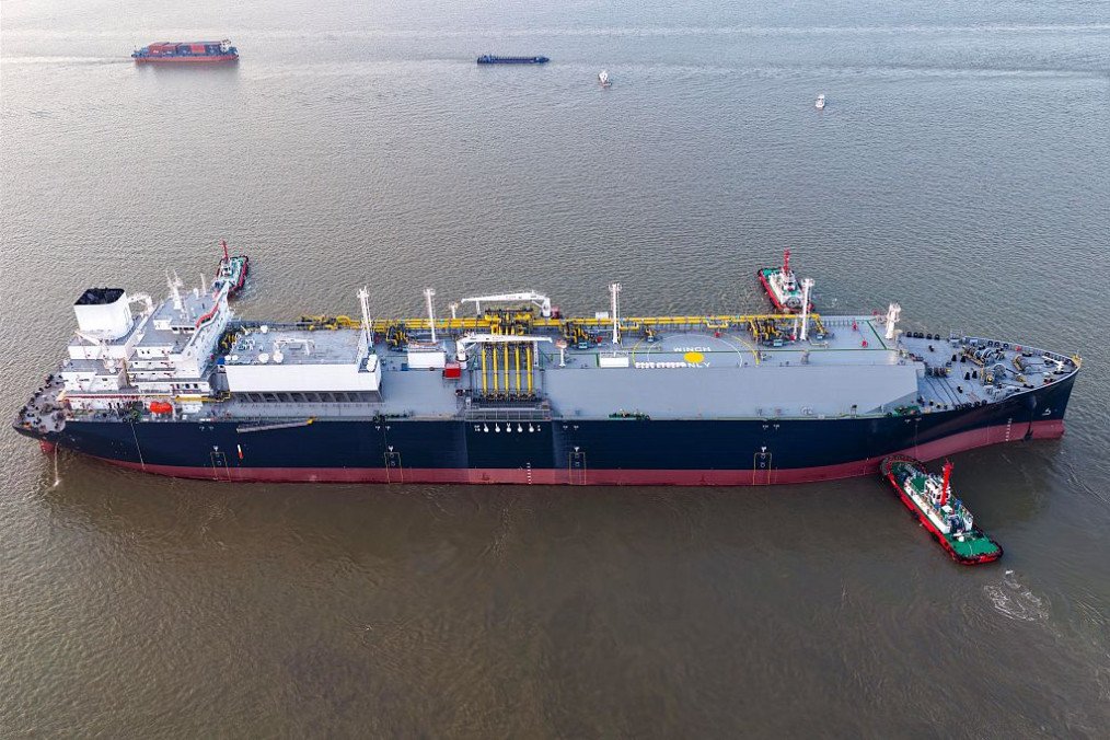 The super ultra large LNG carrier ''Xinfu 124, '' with a capacity of 175,000 cubic meters, is built and constructed by the Chinese private shipbuilding enterprise Yangzijiang Shipbuilding Group. (Source: Getty Images)