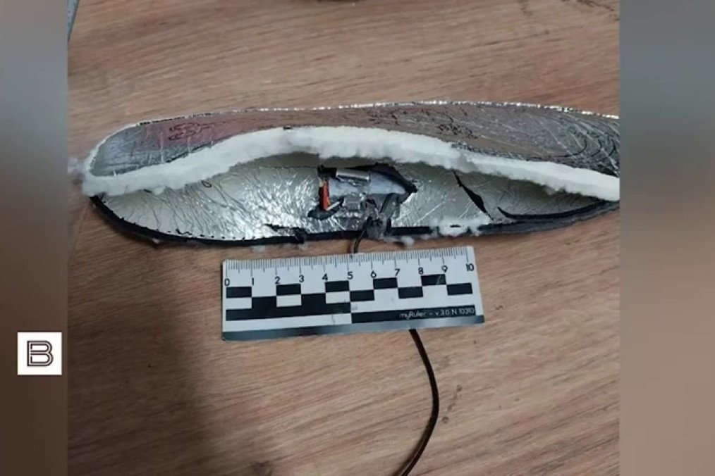 A mined insole. A frame from the FSB video. (Source: FSB of the Russian Federation)
