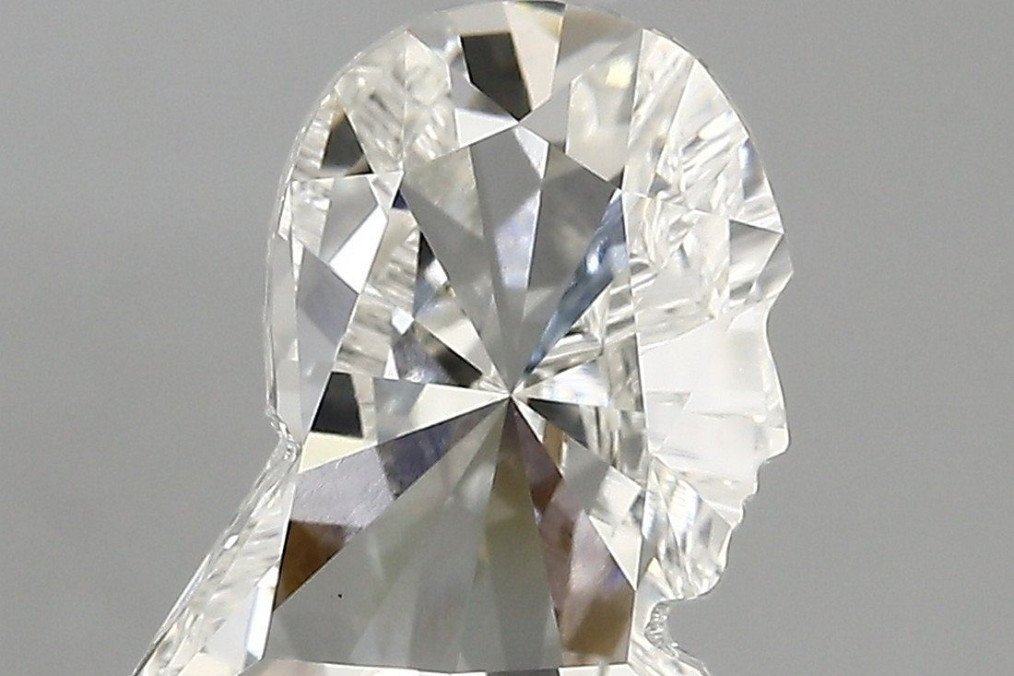 Illustrative image. Vladimir Putin-shaped cut IGI-graded diamond.