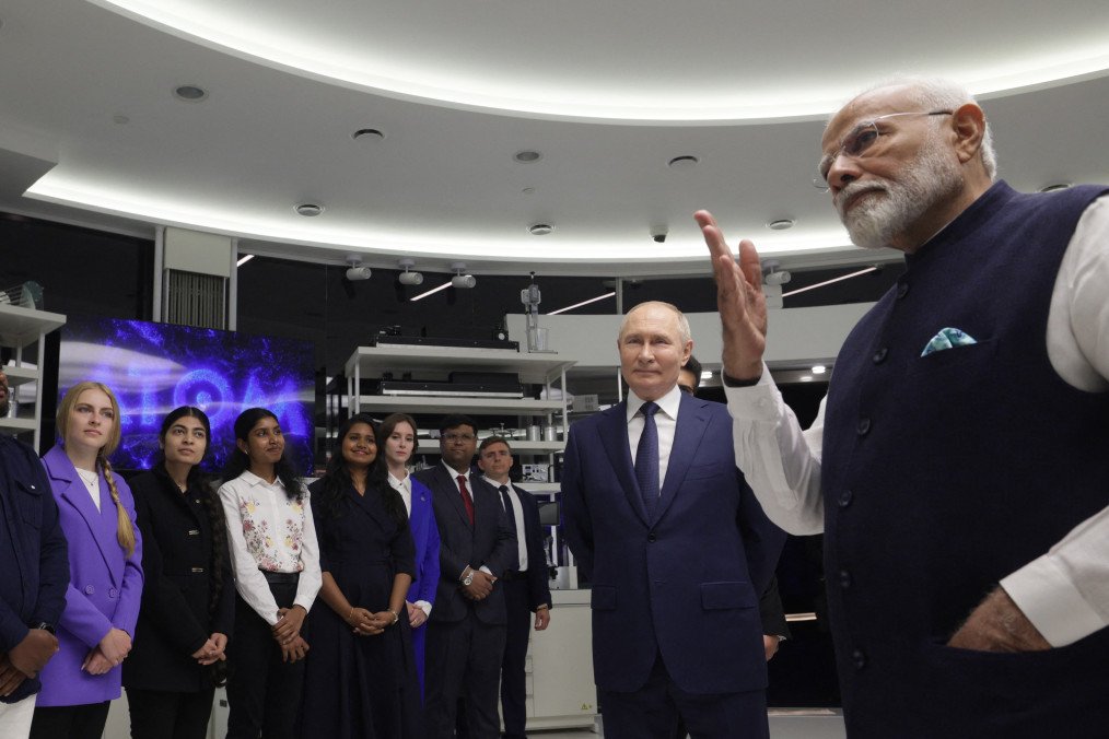 Russian leader Vladimir Putin and Indian Prime Minister Narendra Modi tour the Atom pavilion in Moscow on July 9, 2024. (Source: Getty Images)