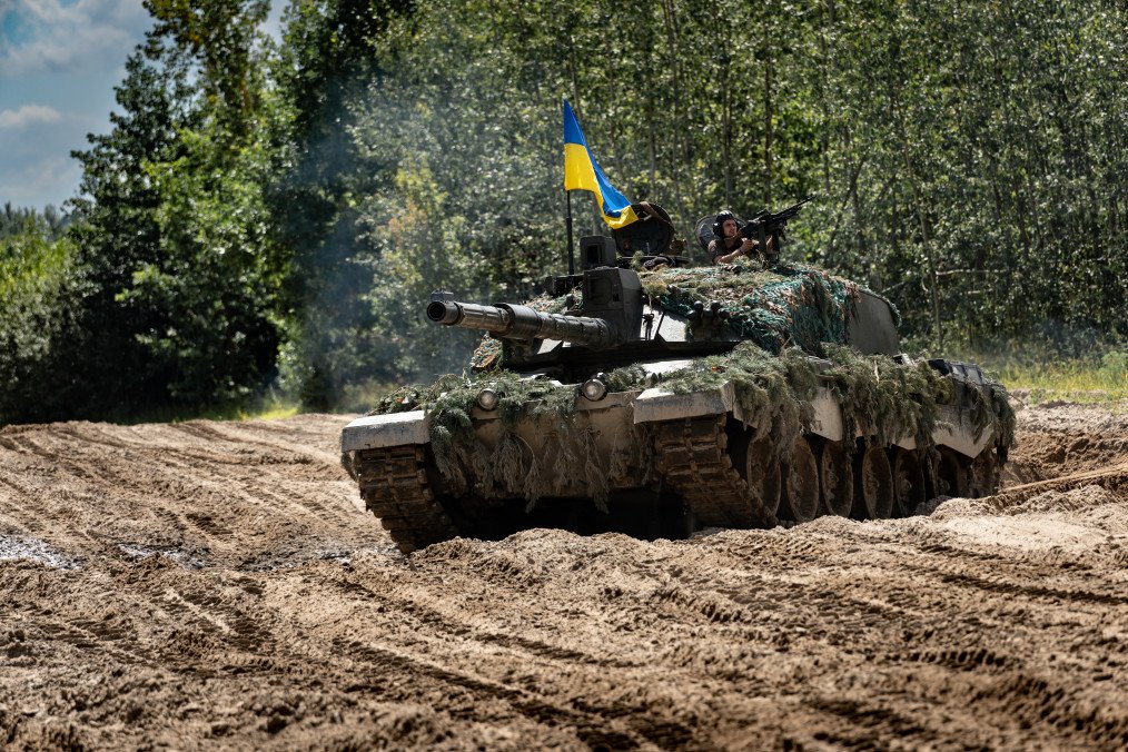 UK Source Reveals Challenger 2 Tanks Being Used in Ukraine’s Kursk Incursion