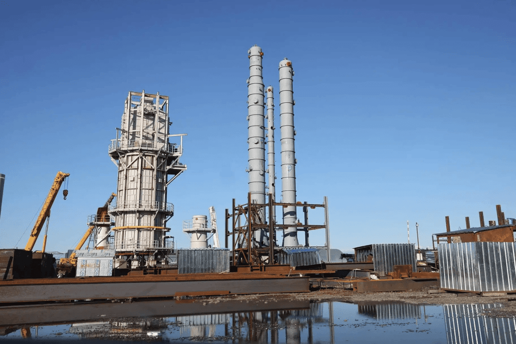 Black Sea Petroleum (BSP) oil refinery in Georgia. (Source: Vortex)