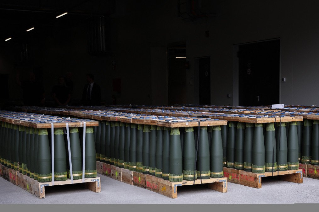 Ukraine Orders Tens of Thousands of 155mm Artillery Shells From Rheinmetall in Multi-Million Euro Deal 155mm artillery shells are on display during the inauguration of the new munitions plant of German automotive and arms manufactuer Rheinmetall, in Unterluess, northern Germany on August 27, 2025. (Source: Getty Images)