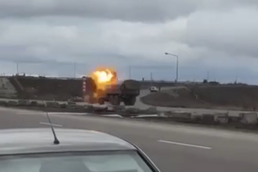 A Ukrainian FPV drone strikes a Russian military logistics truck roughly 50 km behind the front line in the Donetsk region, March 2026. (Source: “Voenkor Kotenok”)