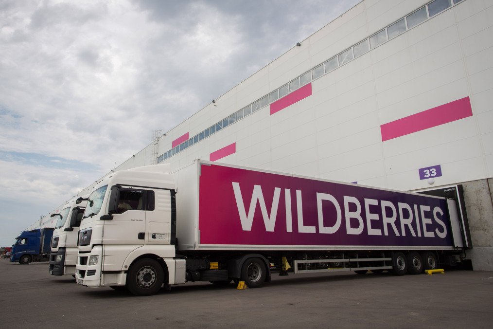 A branded truck sits parked in the loading bay outside the Wildberries OOO distribution center in Podolsk, Russia, on Monday, June 15, 2020. (Source: Getty Images) A branded truck sits parked in the loading bay outside the Wildberries OOO distribution center in Podolsk, Russia, on Monday, June 15, 2020. (Source: Getty Images)