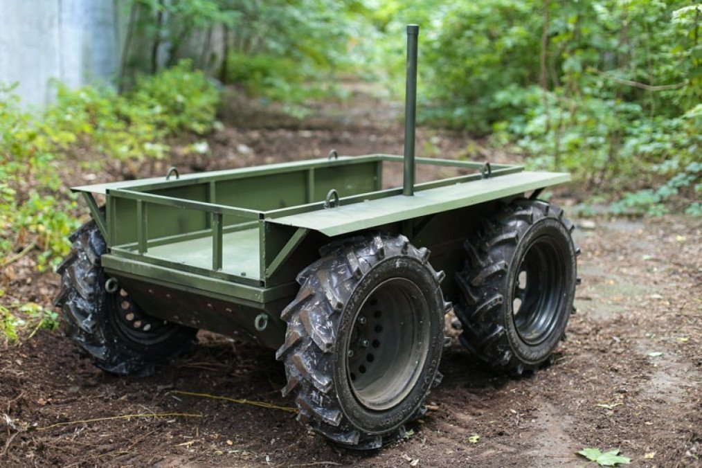 Ukraine’s Robotic Complex "Tarhan" to Help Transport Supplies on Battlefield