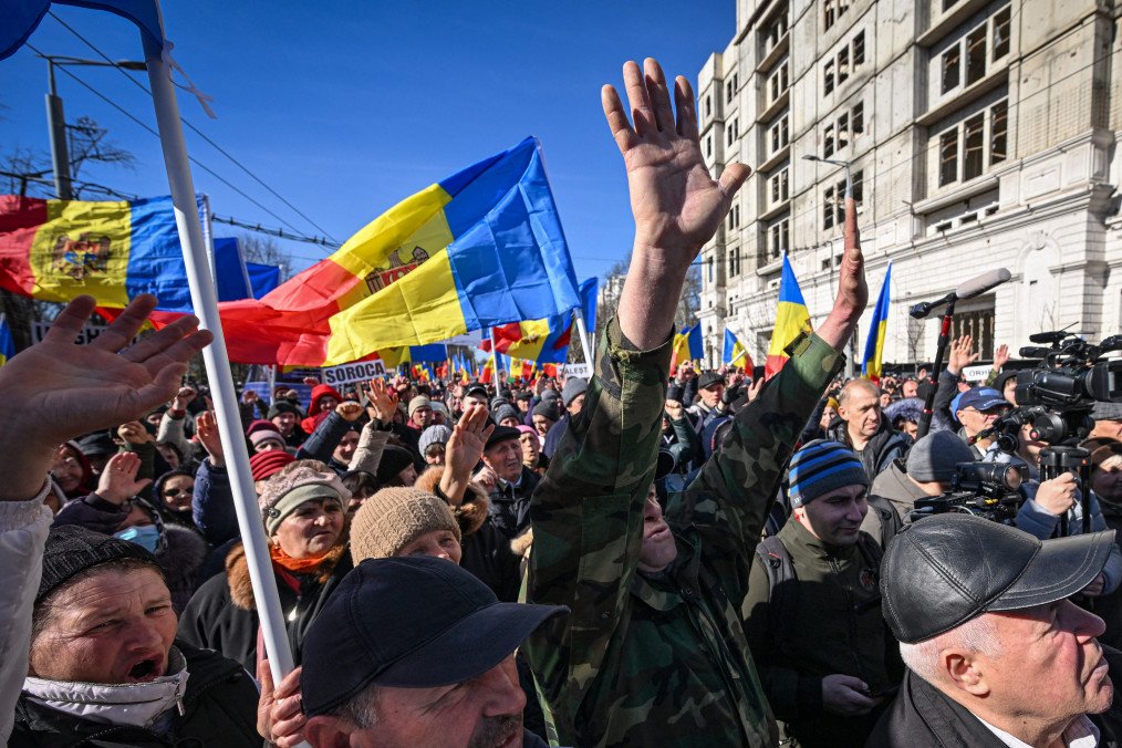 Moldova Accuses Russia of Disrupting Presidential Election and EU Referendum