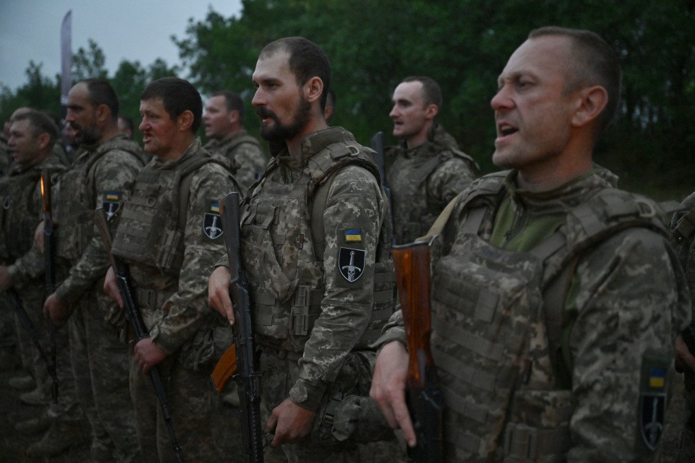 Ukrainian servicemen of the 33rd separate mechanised brigade. (Source: Getty Images)