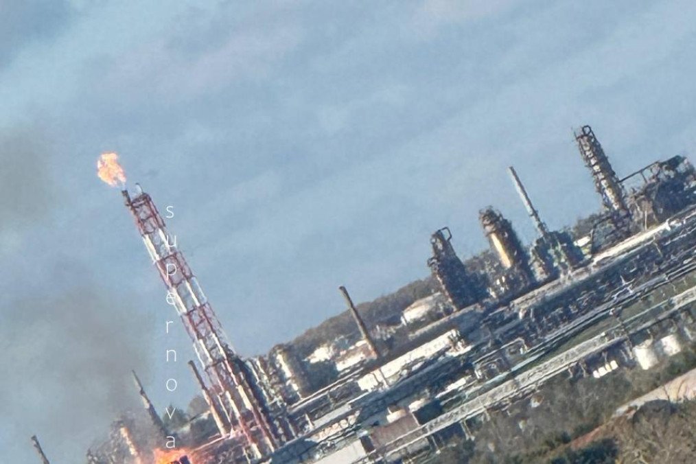 Drone Strike Hits Oil Refinery in Russia’s Ufa, Over 1,800 Km From Ukraine