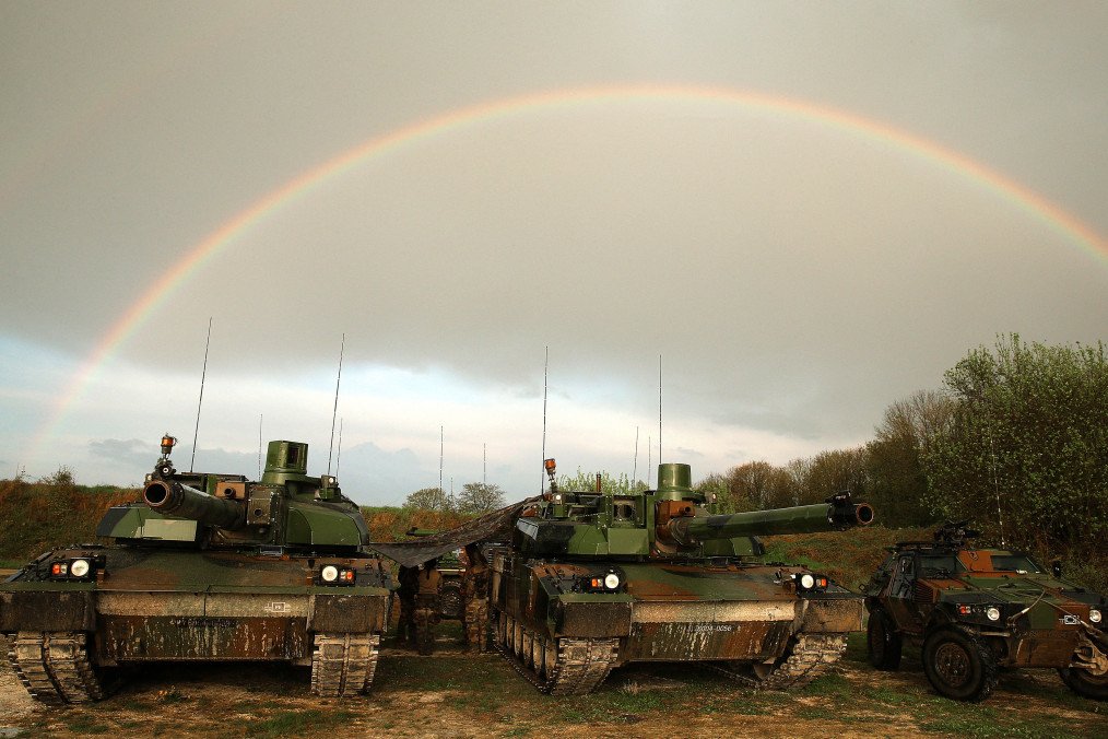 Unidentified Drones Trigger Investigation at Mourmelon-le-Grand, France’s Key Military Hub