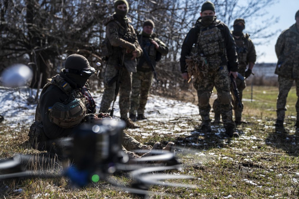 Ukrainian Border Guards Rescue Three Captured Servicemen Using Drones in Sumy Region Ukrainian Border Guards Rescue Three Captured Servicemen Using Drones in Sumy Region