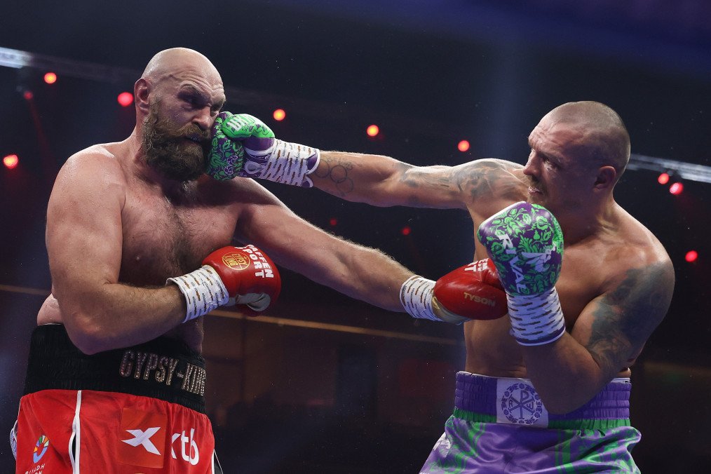 Tyson Fury Announces Retirement from Boxing After Losing to Oleksandr Usyk