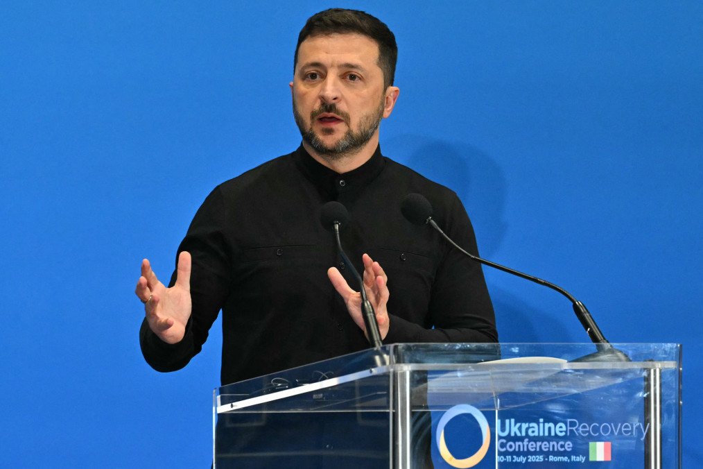 Zelenskyy: Putin Redeploying Troops for New Offensives, Not Preparing for Peace