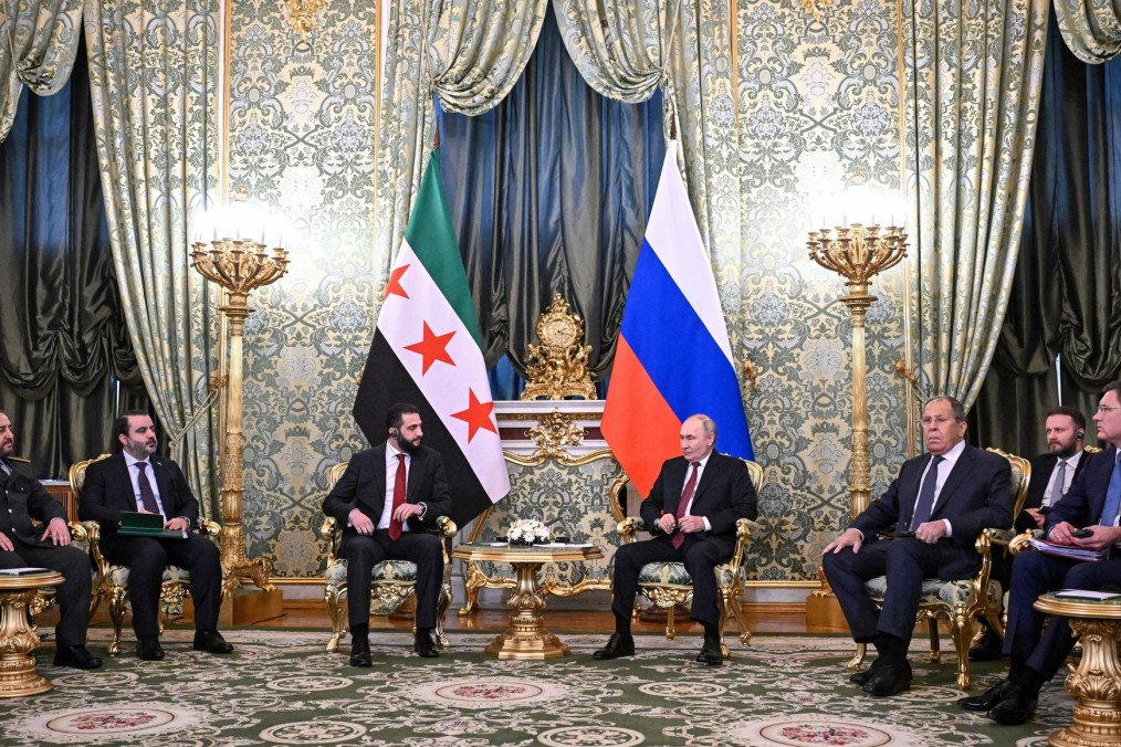 Russian leader Vladimir Putin, during a meeting with Syria’s new leader, Ahmed al-Sharaa, in Moscow on October 15, 2025. (Source: Wikimedia)