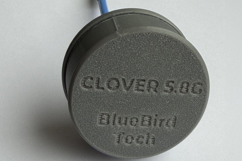 Clover 5.8 GHz antenna. (Source: BlueBird Tech)