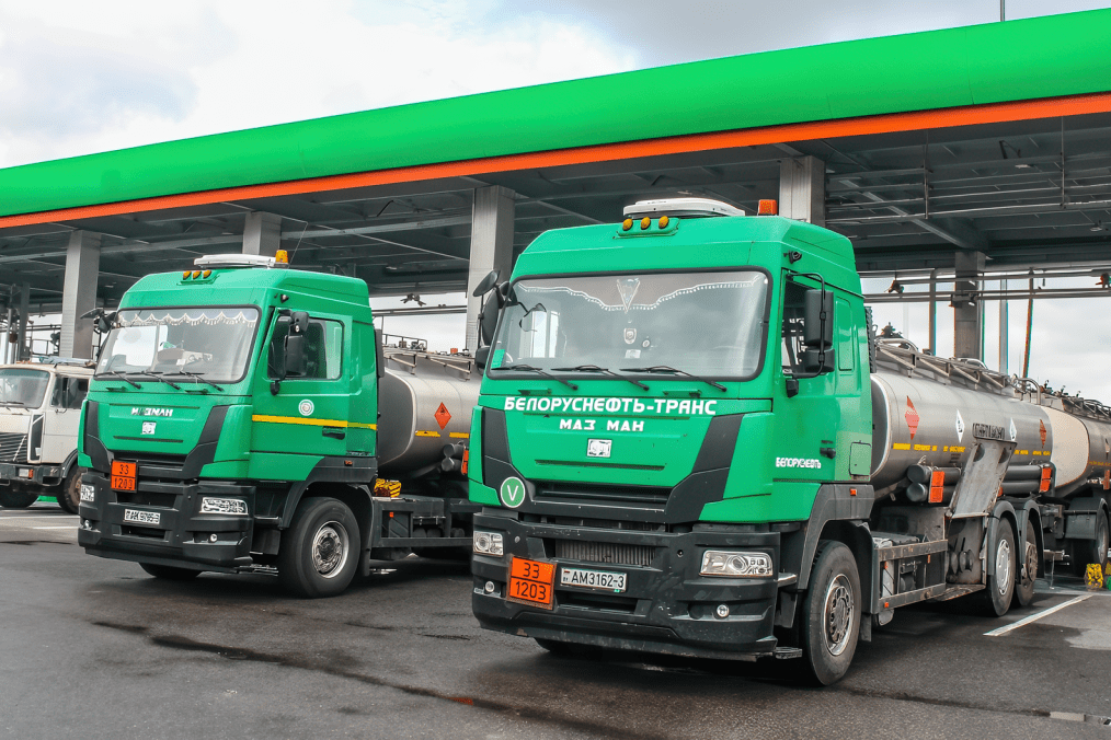 Fuel tankers operated by Belorusneft-Trans at a filling station in Belarus. (Photo: open source)