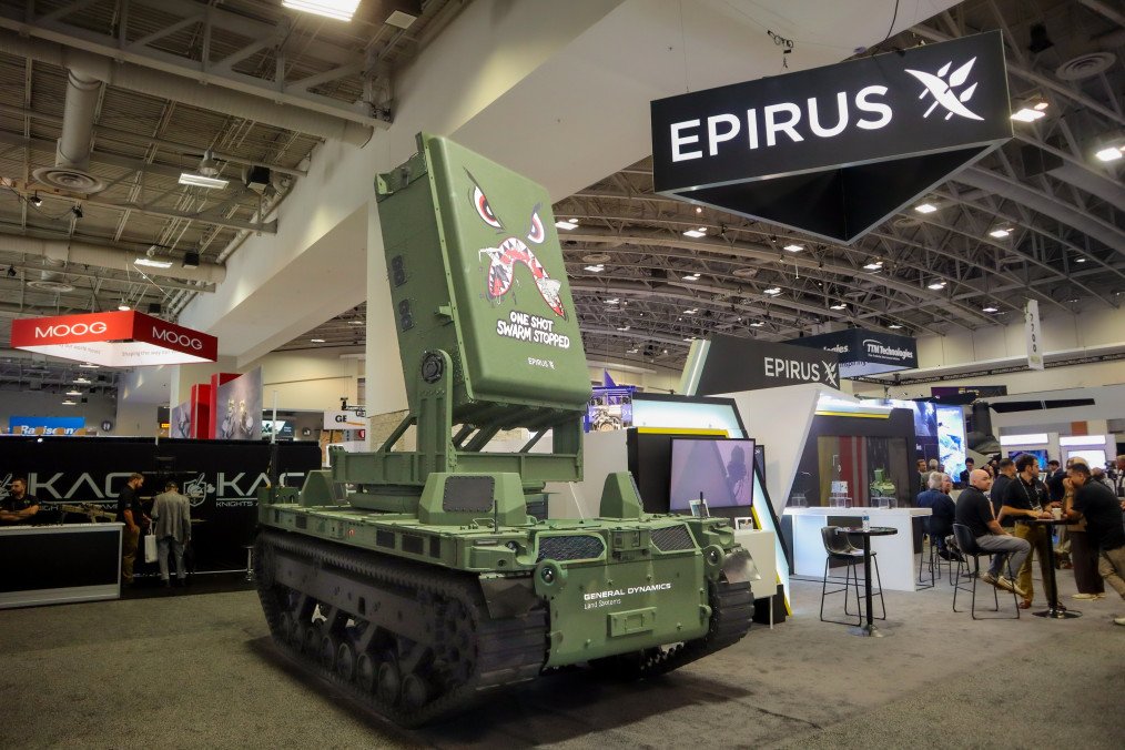 Epirus Leonidas microwave system on a tracked chassis, October 2025. (Source: Epirus)