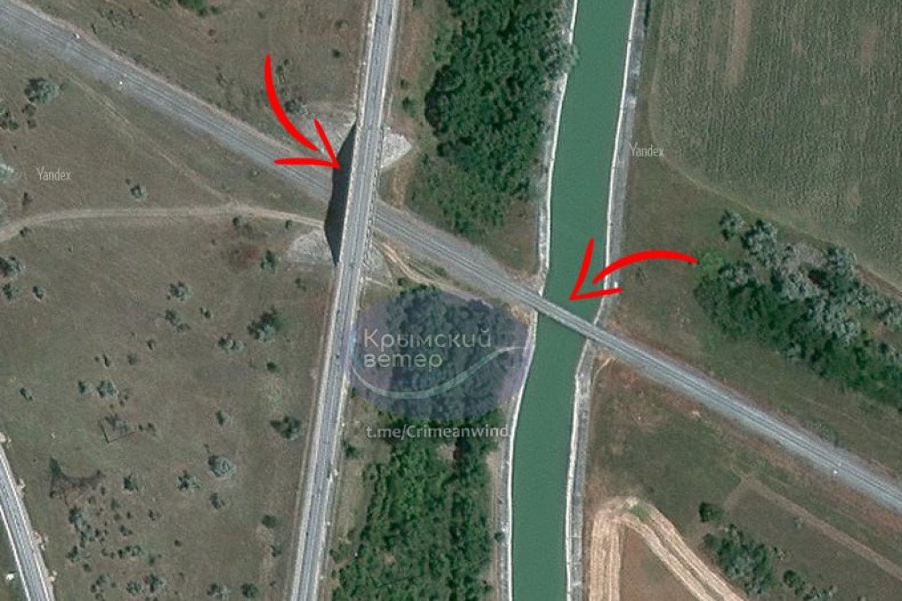 Drones attacked temporarily occupied Crimea, hitting two strategically important bridges. (Source: Telegram channel “Crimean Wind”)