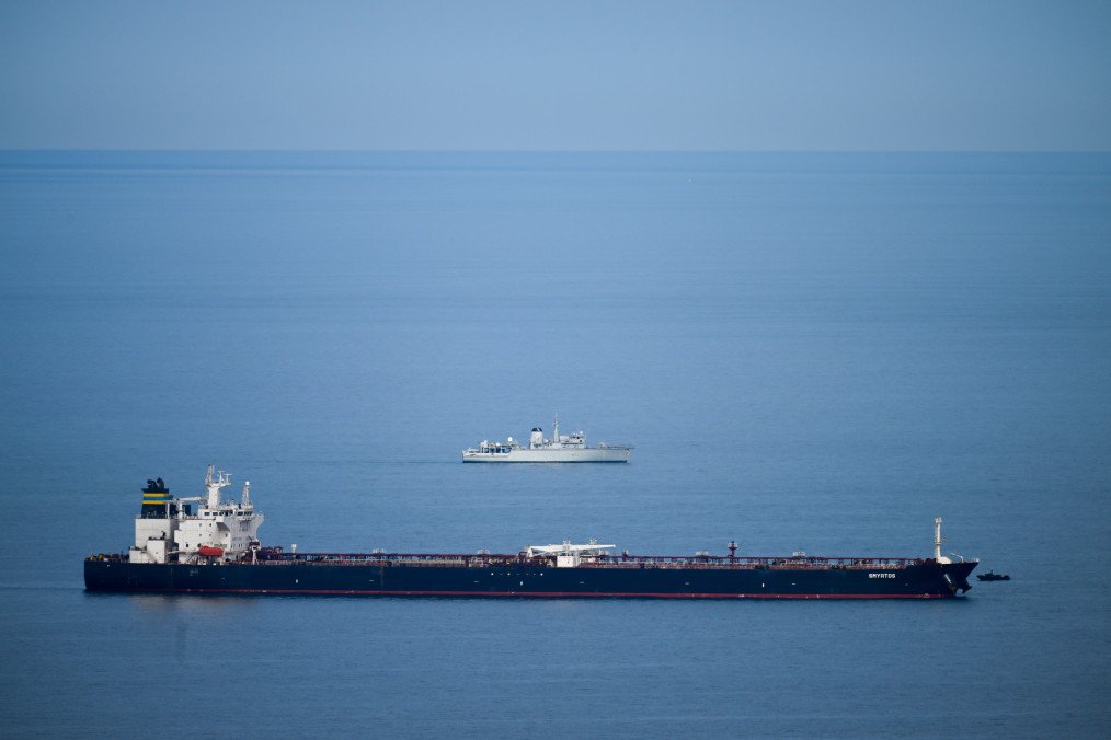 Russia Secretly Assembles Shadow Fleet of Gas Tankers as Europe Prepares Complete Ban Russian shadow fleet tanker. (Source: Getty Images)