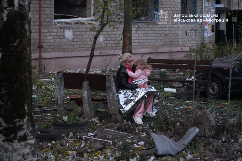 Aftermath of a combined Russian airstrike on the Zaporizhzhia region, October 30, 2025. (Source: Zaporizhzhia region military administration) Aftermath of a combined Russian airstrike on the Zaporizhzhia region, October 30, 2025. (Source: Zaporizhzhia region military administration)