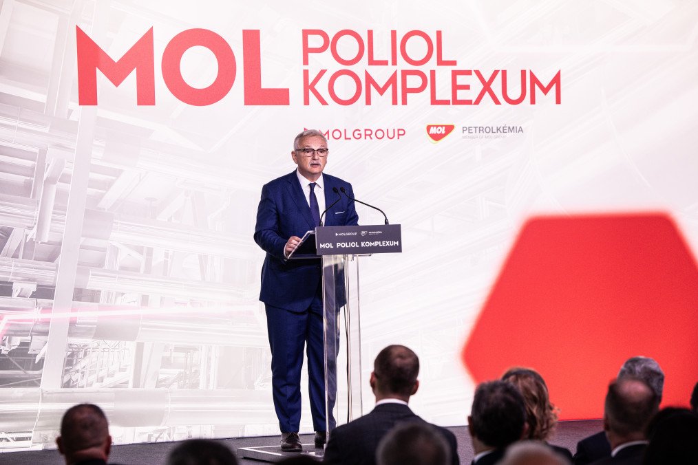 Hungary’s State Oil Refiner MOL Seeks Odesa Port Access to Replace Russian Crude Hungary’s State Oil Refiner MOL Seeks Odesa Port Access to Replace Russian Crude