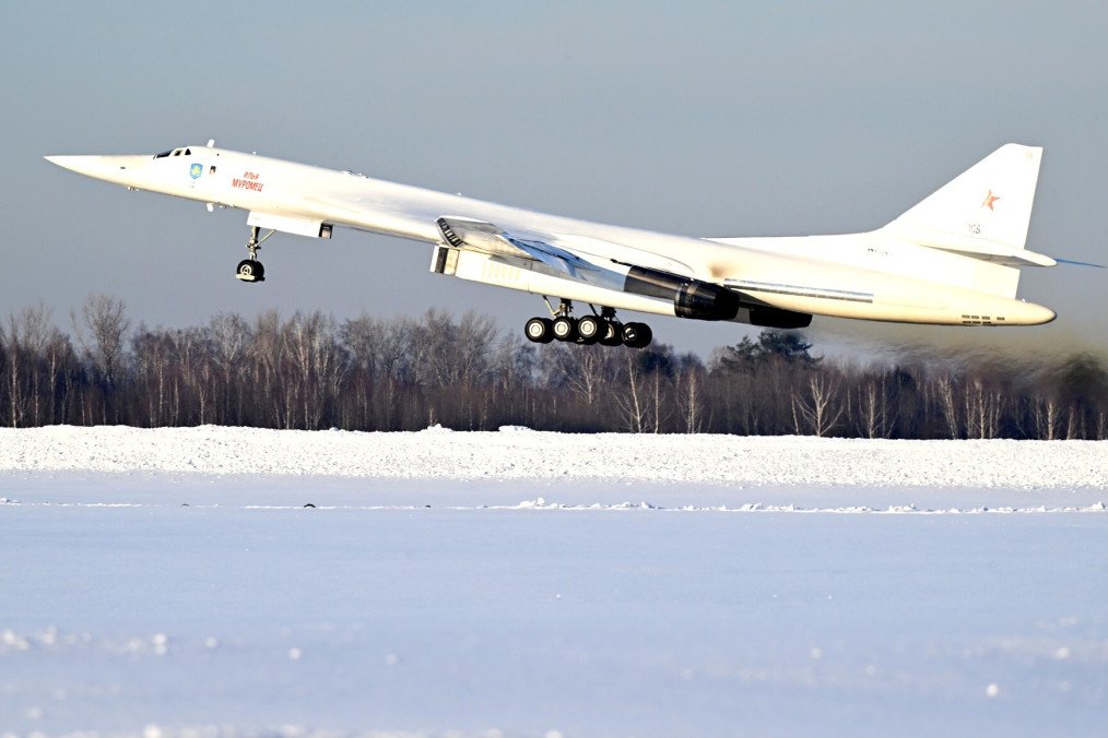 Current State of Russia’s Tu-22M3 and Tu-160 Bombers Amid Strike on Kazan Production Facility