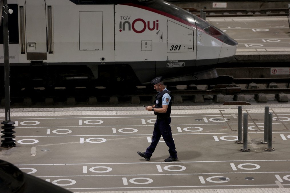 France Subjected to Large-Scale Trains Sabotage Hours Before Olympics