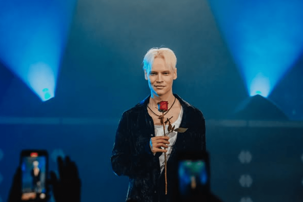 Zelenskyy Sanctions SHAMAN and Other Russian Celebrities Over Pro-War Propaganda Zelenskyy Sanctions SHAMAN and Other Russian Celebrities Over Pro-War Propaganda