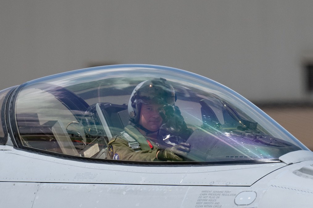 Ukraine’s F-16 Pilots to Receive Training in Prague, Czech Government Confirms