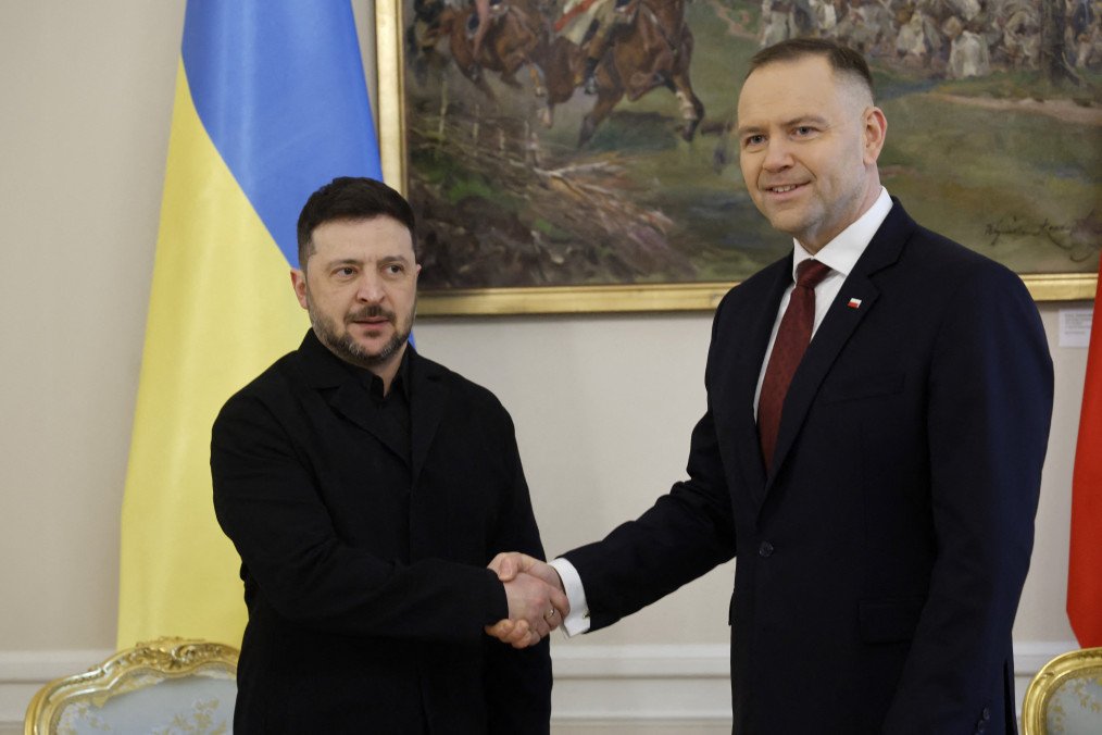 Zelenskyy and Nawrocki Hold First Meeting After Polish Award Controversy Ukrainian President Volodymyr Zelenskyy and Polish President Karol Nawrocki. (Source: Getty Images)