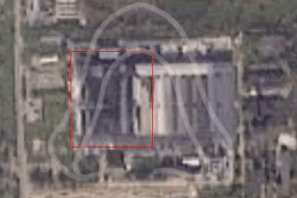 Satellite imagery shows damage to the roof of a Yandex data center in Sasovo, Russia’s Ryazan region, following a Ukrainian strike on October 8, 2026. (Source: Planet Labs)