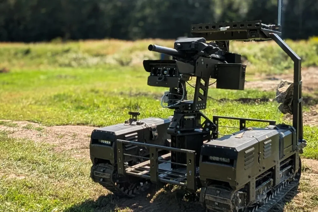 A Ukrainian Droid NW 40 robotic combat system, armed with a Mk 19 grenade launcher. (Source: DevDroid)