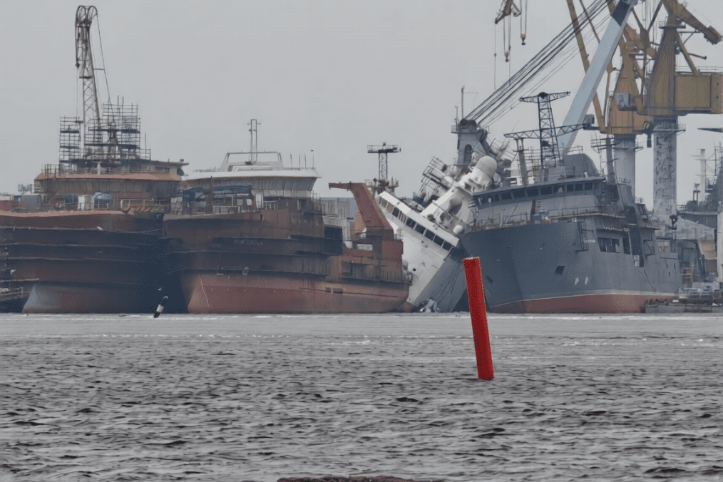 Russian Purga, an ice-class border patrol ship from Project 23550, after a drone strike, March 25, 2026. (Source: Exilenova_plus)