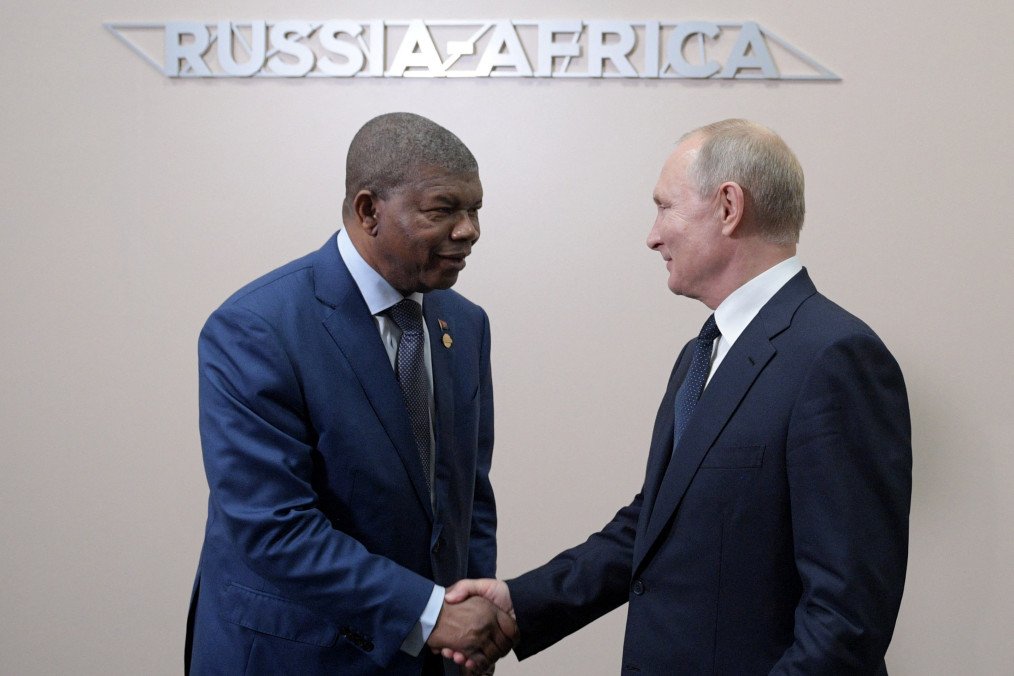 Russian leader Vladimir Putin meets with Angola’s President Joao Manuel Goncalves Lourenco on the sidelines of the 2019 Russia-Africa Summit in Sochi on October 24, 2019. (Source: Getty Images)