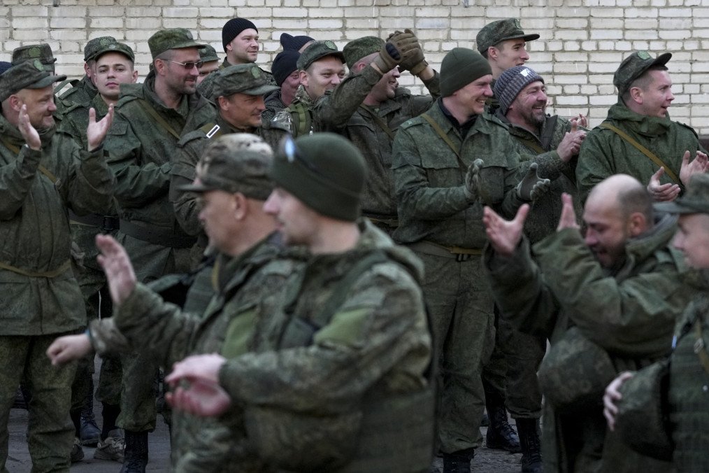 Russian Army Sees Over Sixfold Increase in Contract Soldiers Over a Year