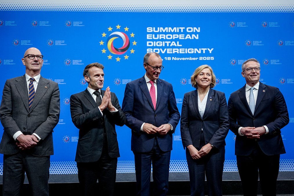 European Leaders Unite to Push Back Against US Peace Proposal for Ukraine European Leaders Unite to Push Back Against US Peace Proposal for Ukraine