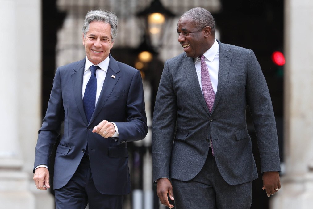 US Secretary Blinken and UK Foreign Secretary Lammy Arrive in Kyiv for Diplomatic Visit