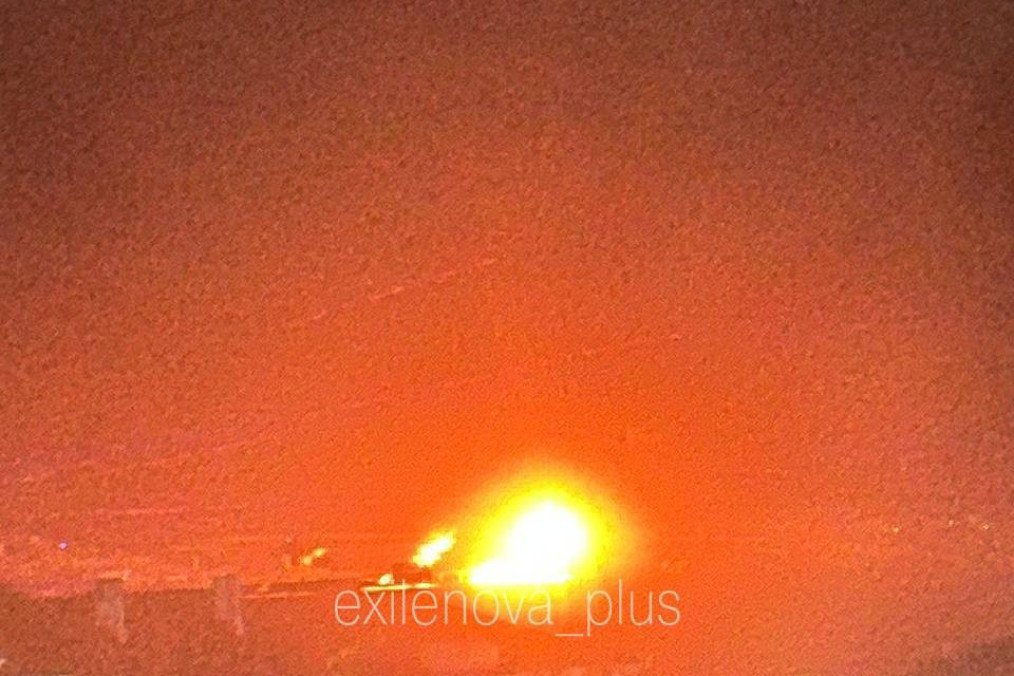 Fire at the Sheskharis oil loading terminal in Novorossiysk, March 2, 2026. (Source: Exilenova+)