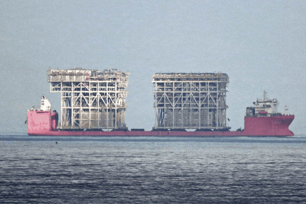 Chinese Ship Returns With Russia-Bound LNG Equipment After Sanctions Block Delivery